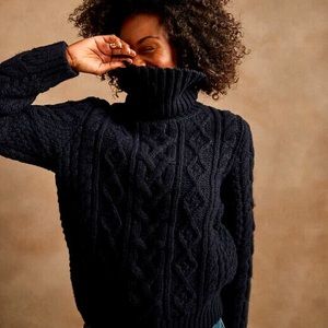 Banana Republic Navy Cable Knit Turtleneck Sweater